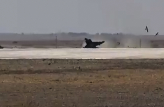 THK’nin F-4 uçağı KKTC’de uçuşunda korkuttu