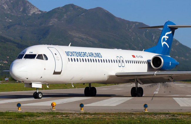 Montenegro Airlines’ın son Fokker 100 uçağını da sattı