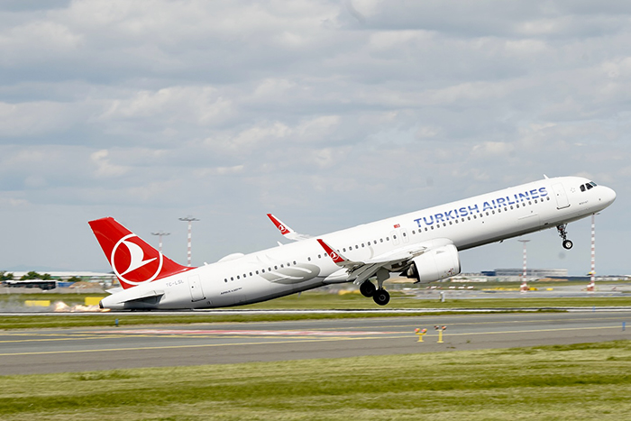 THY İstanbul-Stansted uçuşlarına başlıyor