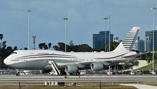 Katar ABD Başkanı Trump’a B747 hediye etti