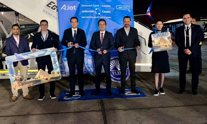 AJet operasyonlarını genişletiyor