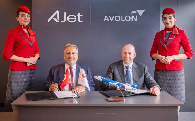 AJet 14 yeni Airbus A321neo katıyor