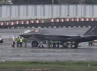 İngilte’nin F-35B uçağı Hindistan’da acil indi