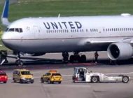 United uçağı Zürih’te takside lastik patlattı