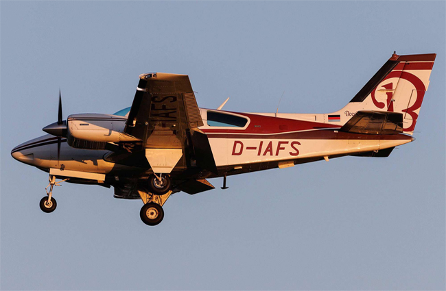 Kaliforniya’da Beechcraft 95-B55 düştü, 3 kişi hayatını kaybetti