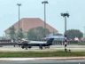 İngiltere’nin F-35B hayalet uçağı Hindistan’a hangara çekildi