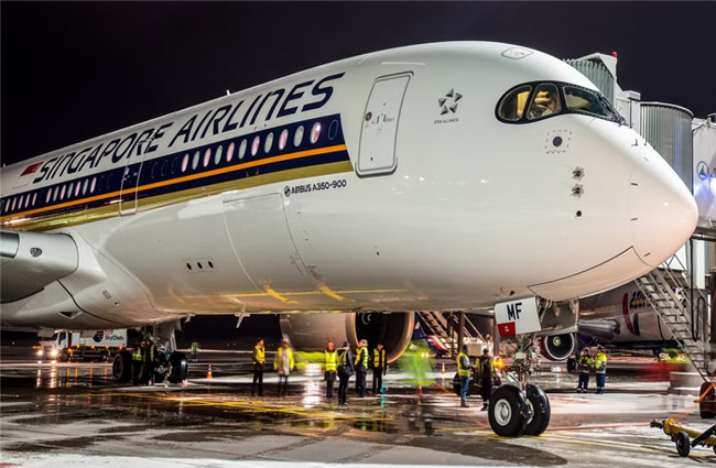 Singapur’un A350’si türbülansa girdi; 1 yaralı