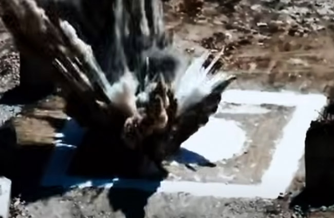 Bayraktar AKINCI LGK-82 ile hedefi tam isabet vurdu