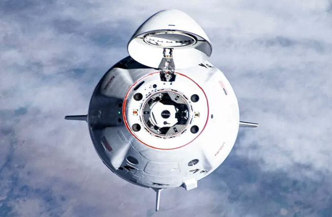 Spacex’in Dragon’u 50. uçuşunu gerçekleştirdi