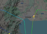 Jet2 uçağı Antalya Havalimanı’nı alarma geçirdi