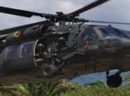 Kolombiya Ulusal Polisi helikopteri drone ile düşürüldü