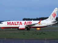 Malta Airlines pilotu uçağı bekletince ceza yedi