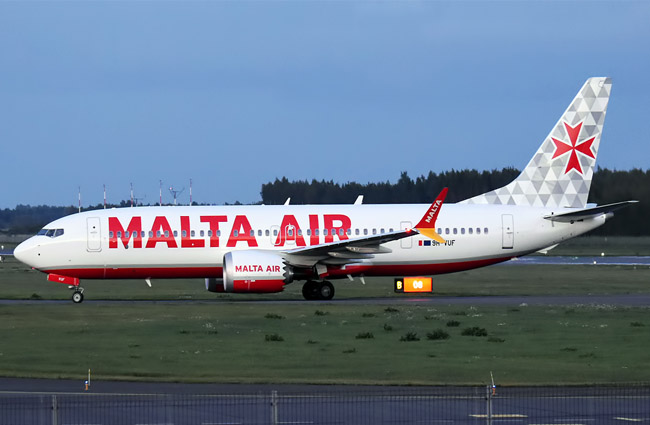 Malta Airlines pilotu uçağı bekletince ceza yedi