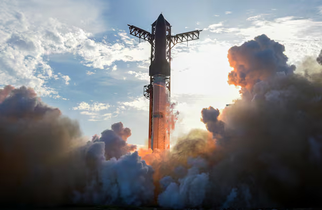 Starship 10. test uçuşunu başarıyla tamamladı