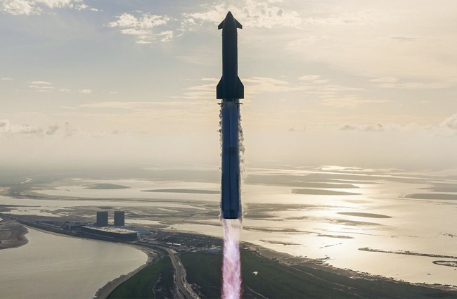 Starship roketi 8 sahte uyduyu yörüngeye bıraktı