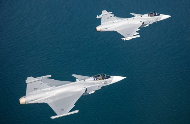 Tayland Hava Kuvvetleri 4 adet Saab Gripen E/Falıyor