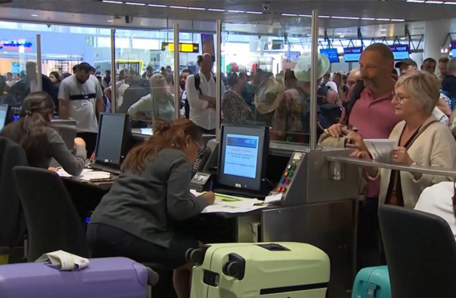 AB’de siber saldırı havalimanlarını durdurdu