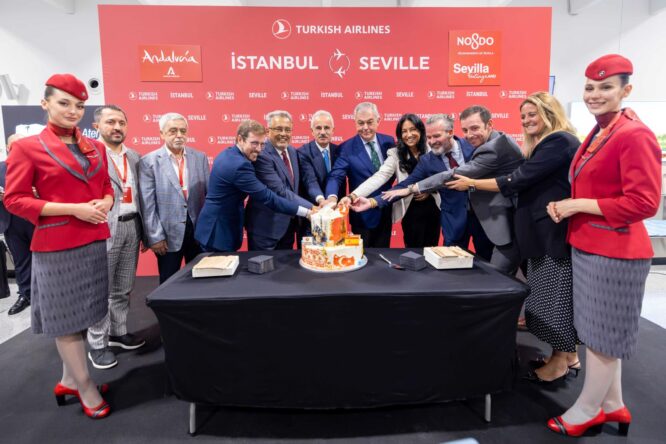 THY Sevilla’ya uçmaya başladı