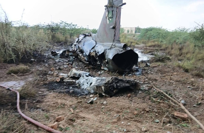 Pakistan’da Mirage 5 düştü, pilot sağ kurtuldu