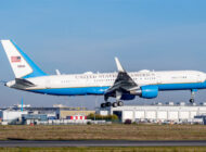 ABD Savaş Bakanı’nın bulunduğu uçak acil indi