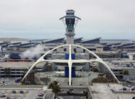 LAX havalimanında kule krizi uçuşları durdurdu