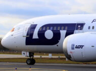 LOT’un Taşkent uçağı Bakü’ye acil indi