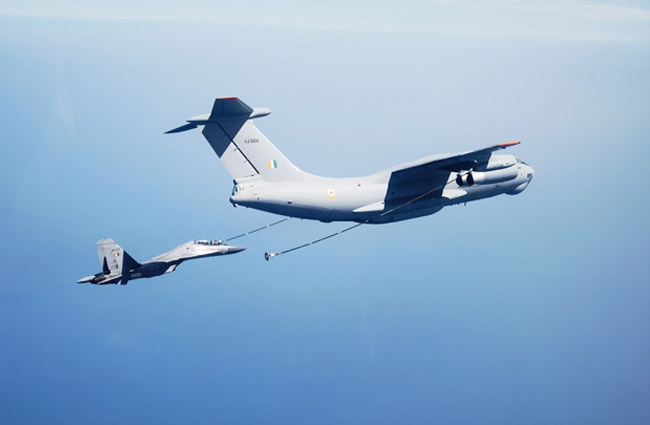 Rus askeri uçakları Litvanya hava sahasını ihlal etti