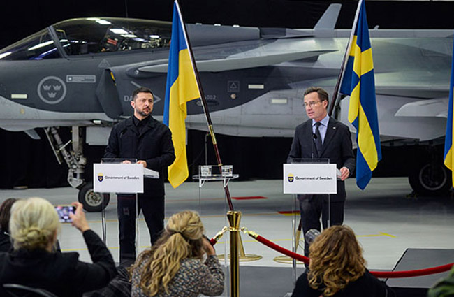 Ukrayna İsveç’ten 100 Gripen uçak aalacak