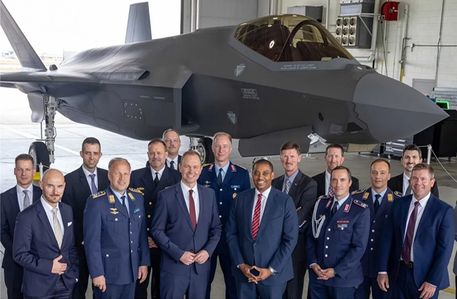 Almanya’nın ilk F-35A uçağı son montajda