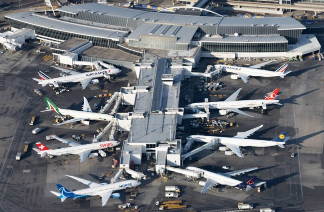 ABD 40 büyük havalimanında uçuşları azaltacak