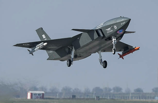 KIZILELMA HAVA-HAVA füzesiyle tarihe geçti