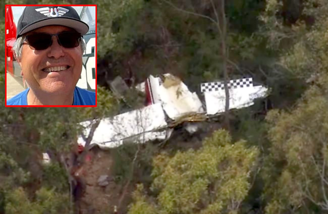 Sidney’de iki küçük uçak havada çarpıştı