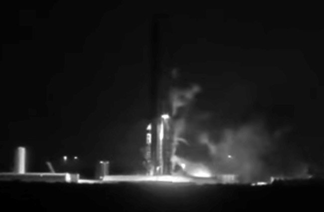 Starship roketi lerde infilak etti