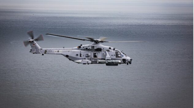Airbus, Alman Donanması’na ilk NH90 Sea Tiger’ı teslim etti
