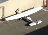 Kaçırdığı uçakla hangara çarptı