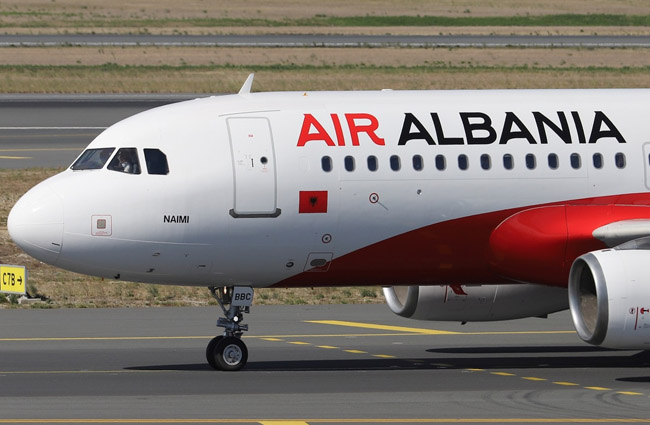 THY bir uçağını Arnavutluk’a bağışlıyor