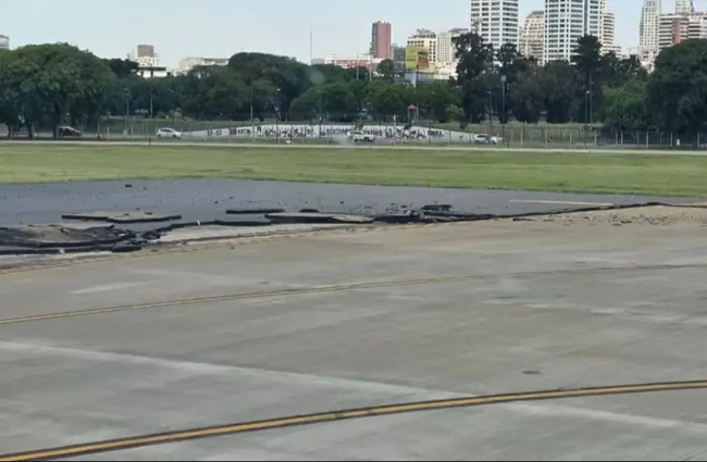 Fırtına pisti bu hale geldi