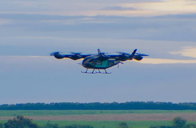Eve Air eVTOL prototipini ilk kez başarıyla uçurdu