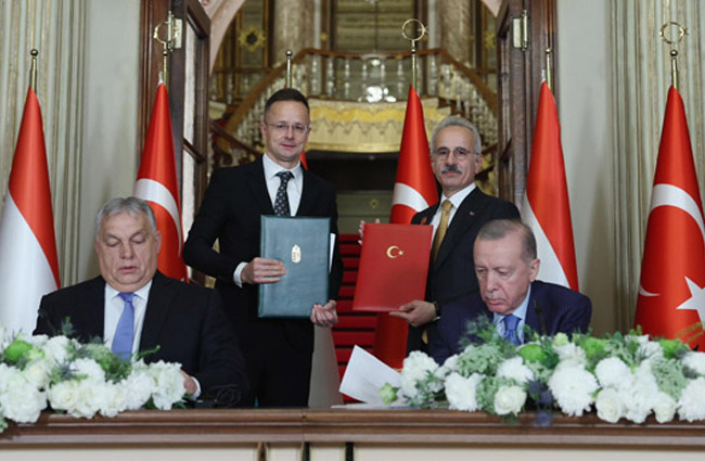 Türkiye ve Macaristan hava anlaşması imzaladı