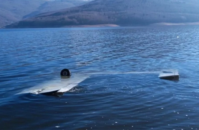 Kuzey Makedonya’da PA-28 göle düştü