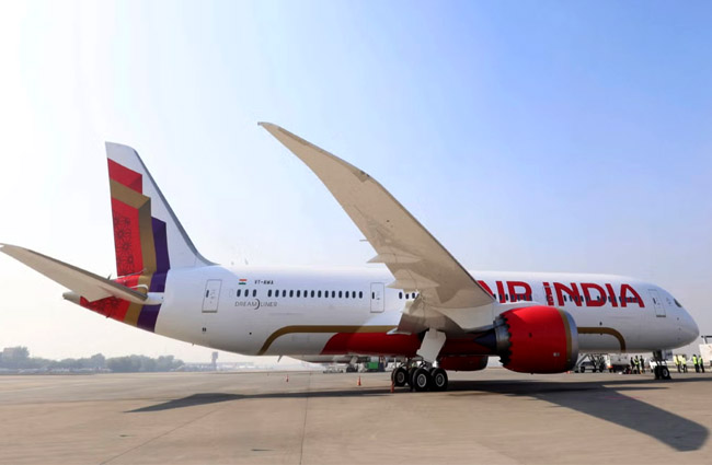 Air India B787-9 uçağını teslim aldı