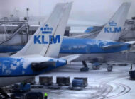 Schiphol Havalimanı’nda kar kaosu devam ediyor