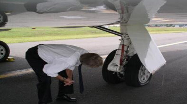 ABD’de Cessna Citation pistte geyiğe çarptı