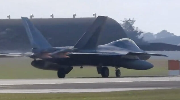 ABD’nin F-22 uçakları İsrail’in güneyine konuşlandı