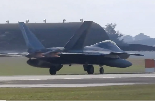 ABD’nin F-22 uçakları İsrail’in güneyine konuşlandı