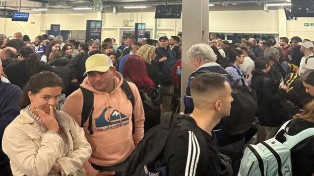 Brüksel Havalimanı’nı e-gate sistemi kitledi