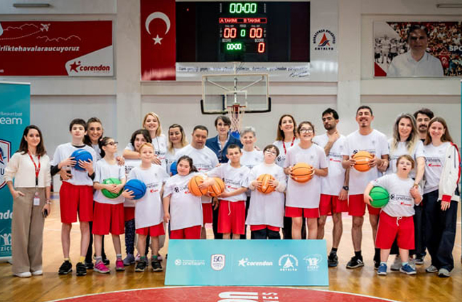 Corendon-Anadolu Efes One Team ile hayatlara dokunuyor