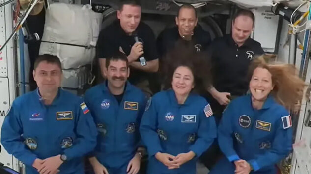 Crew-12 mürettebatı UUİ’de