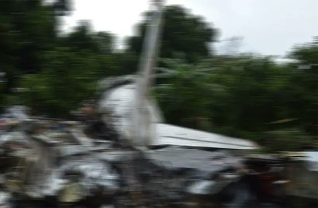 Kazakistan’da Su-30SM uçuşta düştü