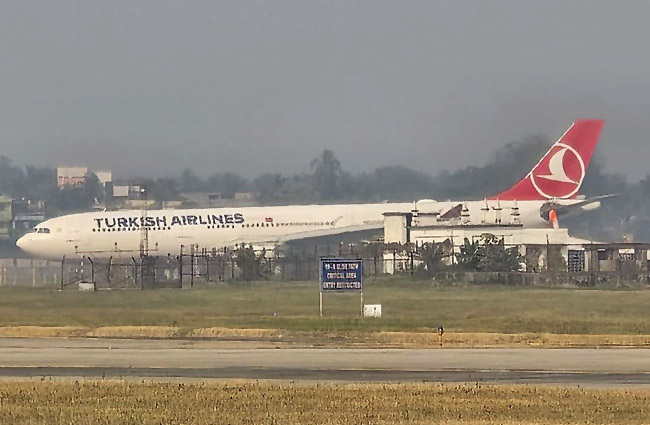 THY uçağı Katmandu’ya acil indi